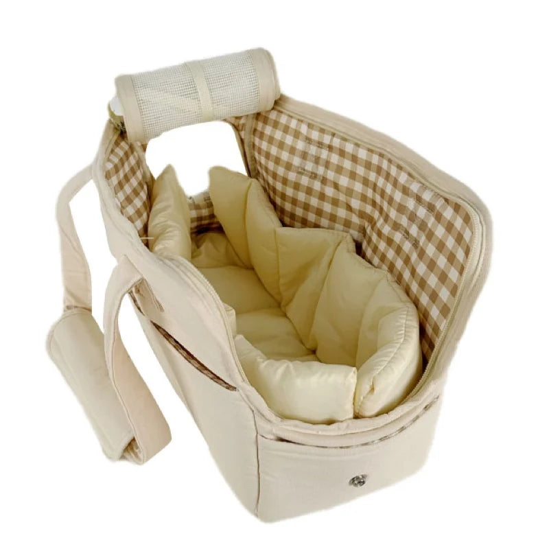 Sac de transport en coton pour chat et petit chien coloris beige, intérieur à carreaux et coussin moelleux