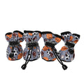 Chaussures imperméables antidérapantes pour chien, lot de 4 motif ballons de sport sur fond gris, sur fond blanc